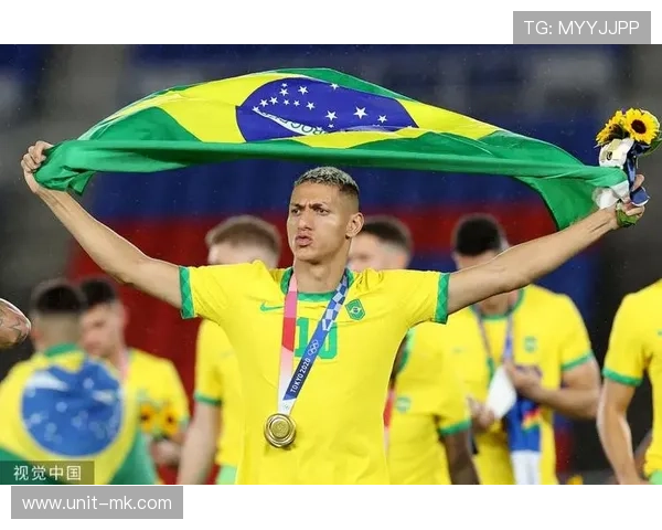 理查利森闪耀巴西国家队,助球队逆转取胜引关注 理查利森闪耀巴西国家队,助球队逆转取胜引关注